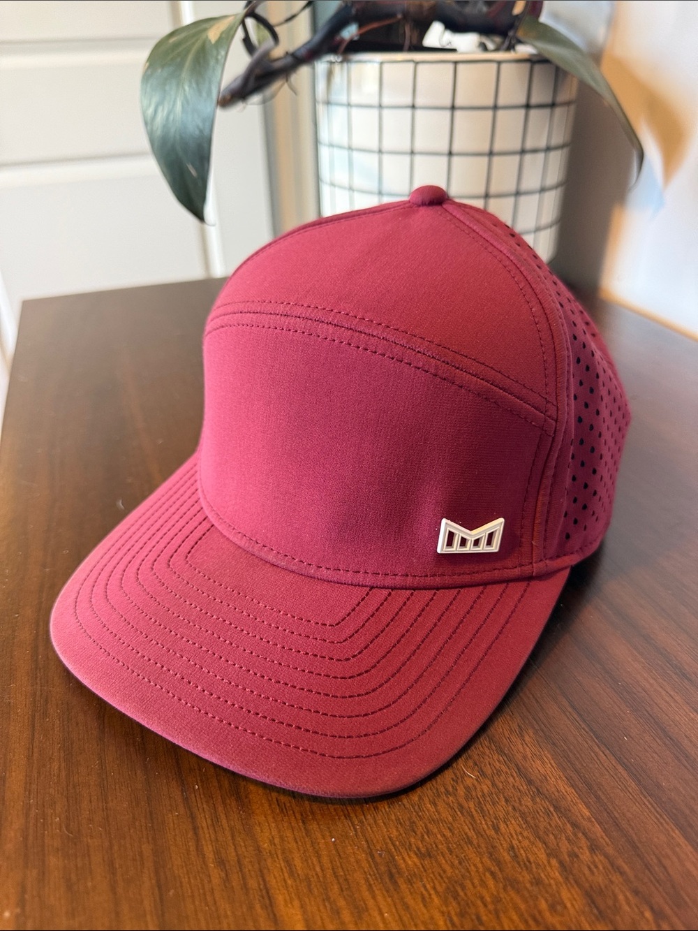 Marucci Men's Performance Snapback Cap - Burgundy
